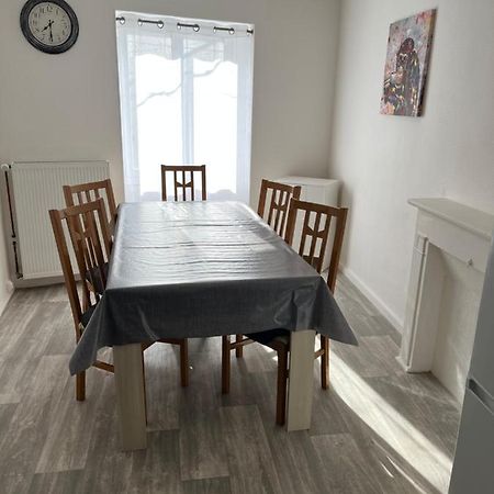 Charmante Maison De Ville Avec Parking A Cote. 莫尔莱 外观 照片