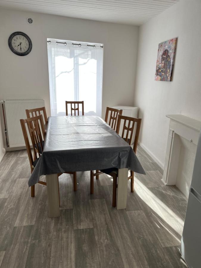 Charmante Maison De Ville Avec Parking A Cote. 莫尔莱 外观 照片